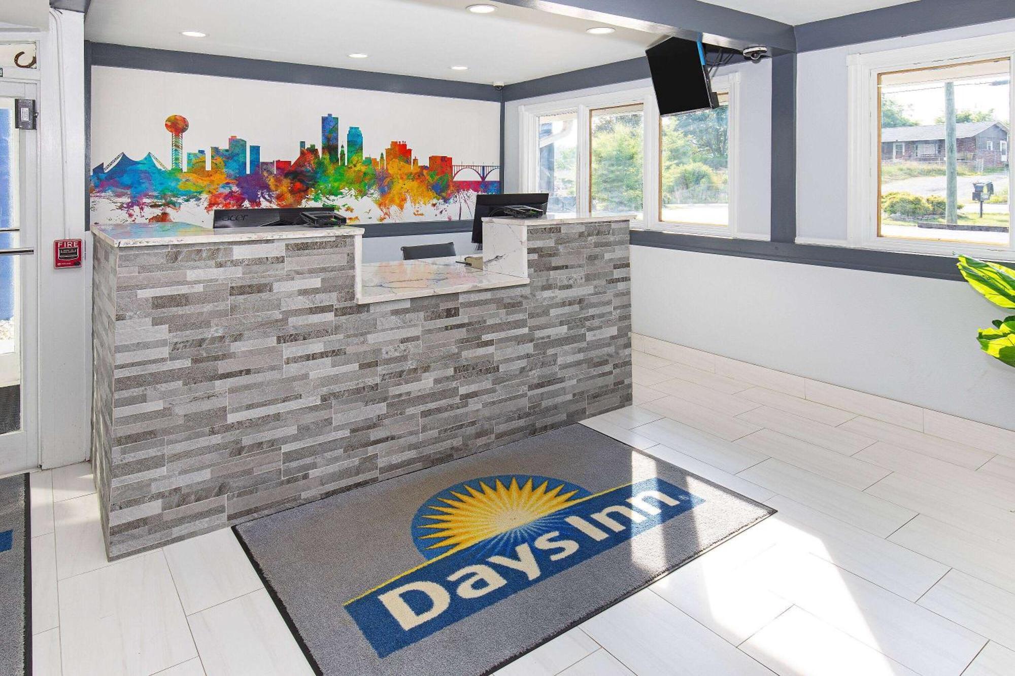 Days Inn By Wyndham Knoxville North Powell Bagian luar foto