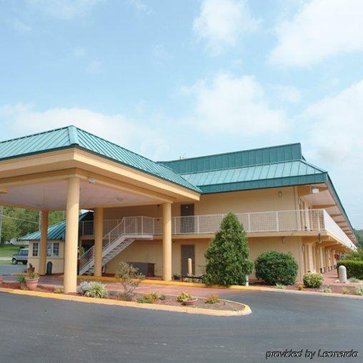 Days Inn By Wyndham Knoxville North Powell Bagian luar foto